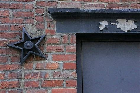 The Metal Stars on U.S House: History, Real Meaning 